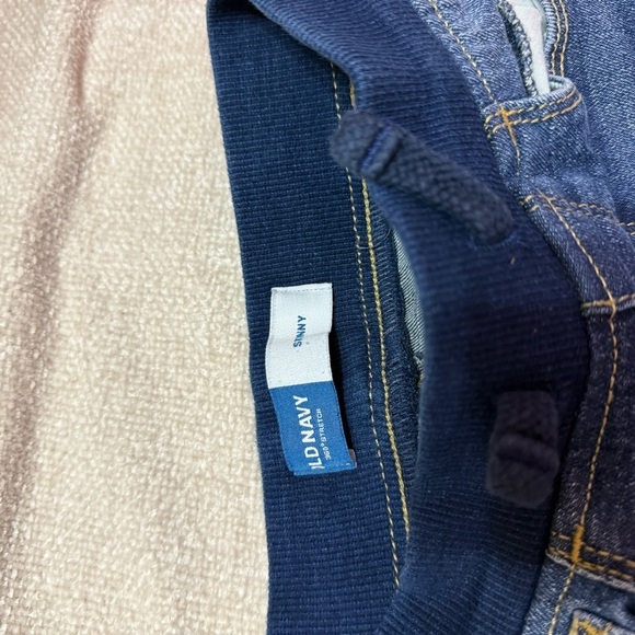 Old Navy boys' jeans, size 5T, blue, elastic waist Skinny - Picture 5 of 5